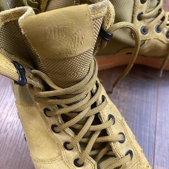 Nike Air Force One Urban utility high tops - Picture 9 of 11